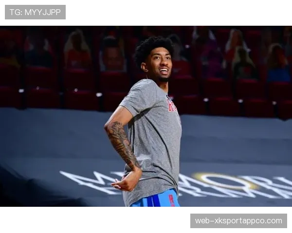 德斯蒙德·班恩三分效率提升显著改变篮网无球拉扯战术体系